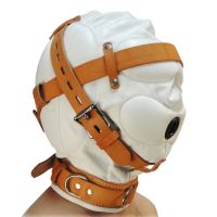XR Brands Capucha Sensory Deprivation Cuero M/L - Blanca, imagen 2