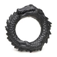 XR Brands Black Caiman - Cockring de silicona - Negro