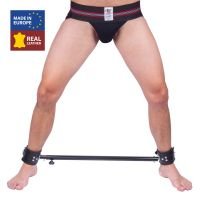 Red Leather Barra separadora metálica ajustable con esposas de cuero - 65 a 120 cm - Negro
